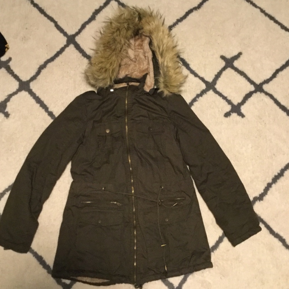 green faux fur lined parka coat